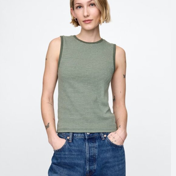 Gap Modern Rib High-Neck Top NWT - Picture 1 of 6
